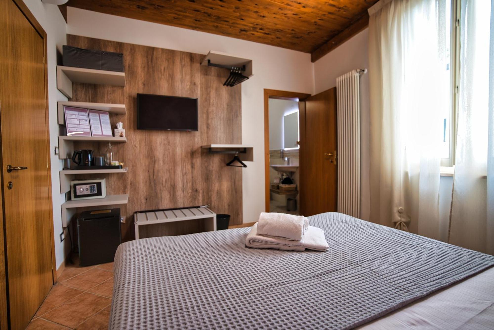 Casa Lagomaggio Rimini Exteriör bild